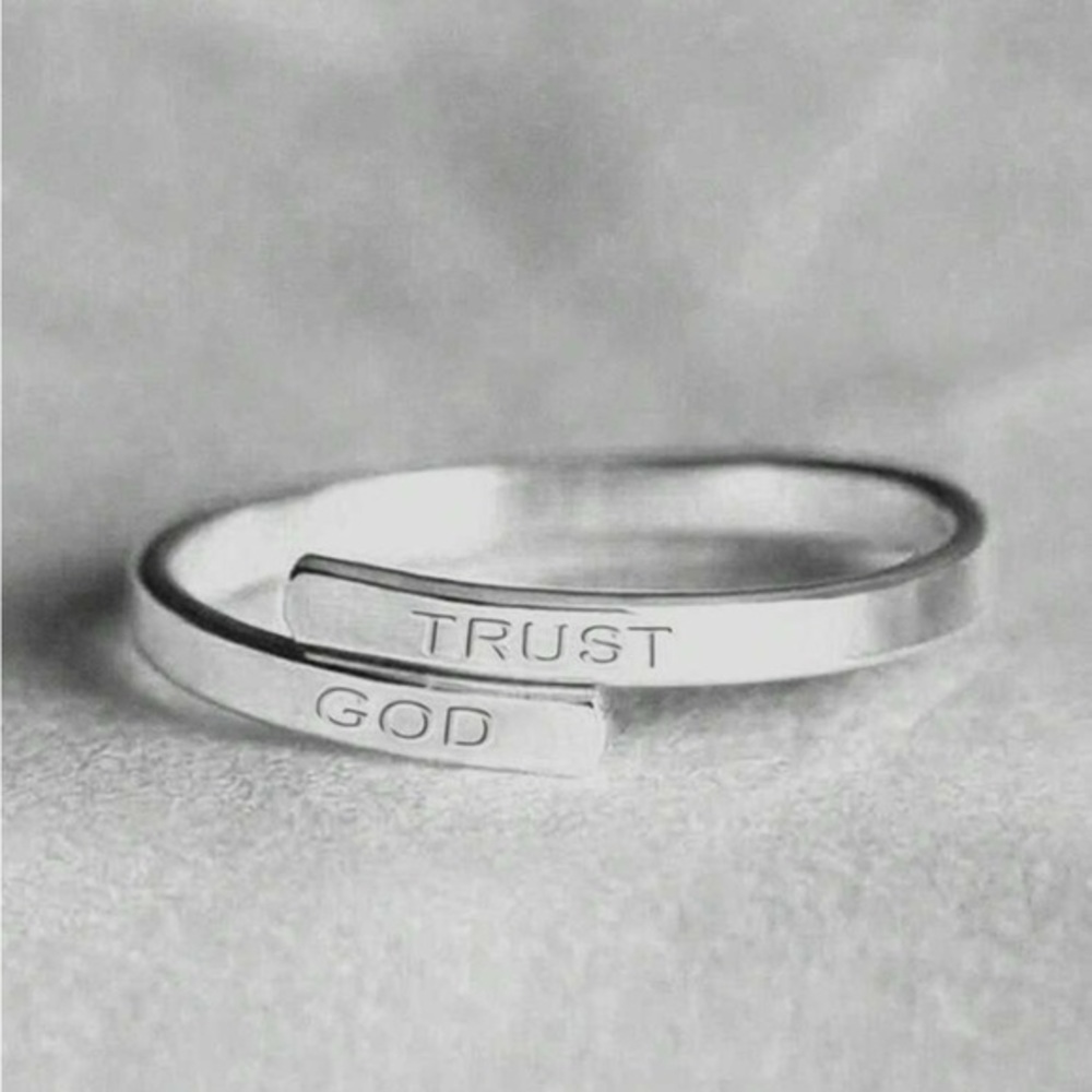✨NEW Trust God Silver Cuff ring 💍